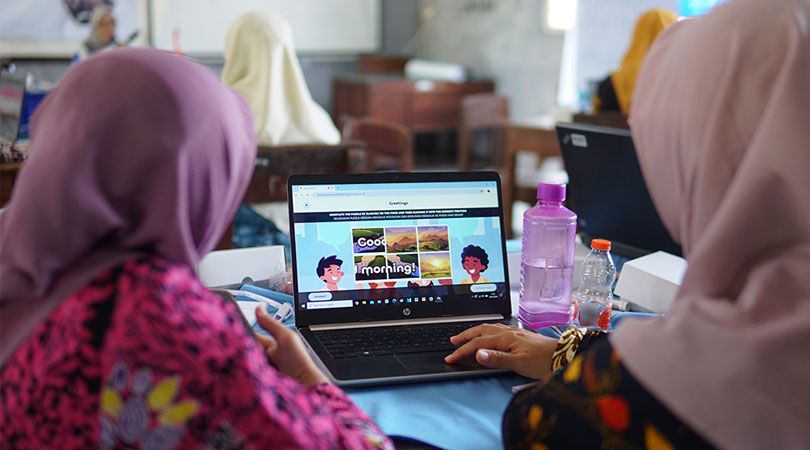 Dari Ruang Kelas ke Dunia Digital: Transformasi Pendidikan dengan LearningRoom