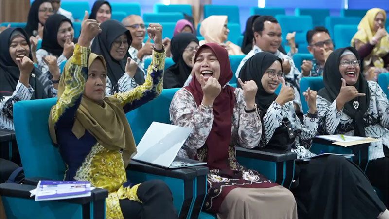LearningRoom---Kabupaten-Barito-Kuala-Merangkul-Inovasi-Digital,-Manfaatkan-LearningRoom-untuk-Solusi-Pendidikan-Berkualitas-01.jpg