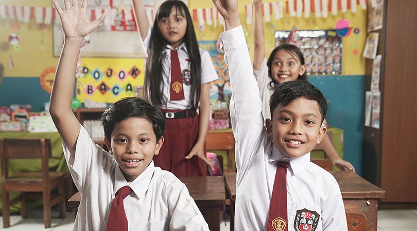 10 Cara Mengajarkan Bahasa Inggris pada Siswa SD yang Menyenangkan dan Unik