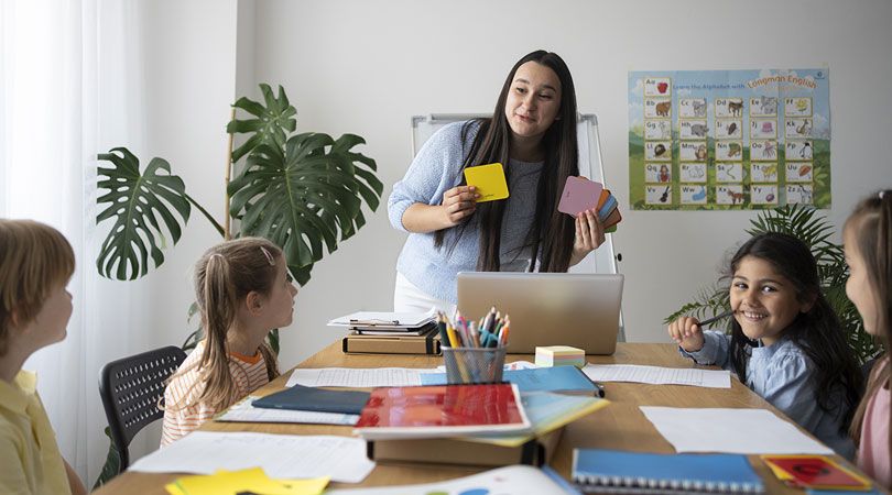 Mengadaptasi Perubahan: Memilih Metode Pengajaran Bahasa Inggris yang Tepat di Abad ke-21