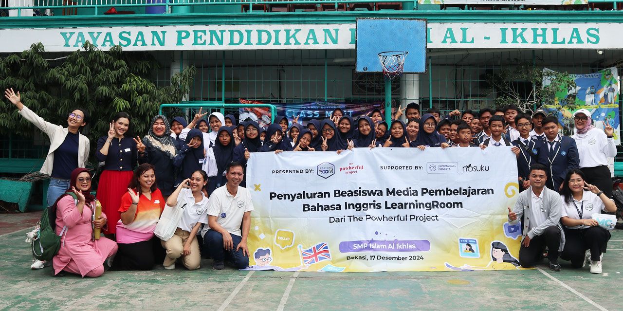 The Powherful Project Percayakan LearningRoom untuk Program Beasiswa Bahasa Inggris bagi Siswa Berprestasi