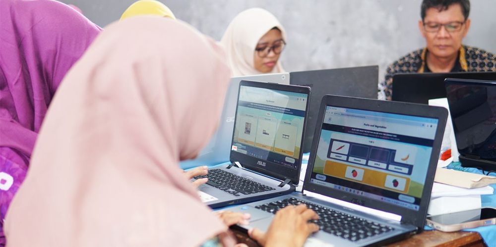 Literasi Digital: Komponen Utama Efektivitas Guru