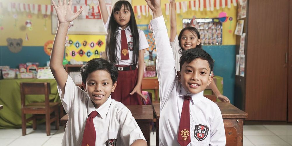 10 Cara Mengajarkan Bahasa Inggris pada Siswa SD yang Menyenangkan dan Unik