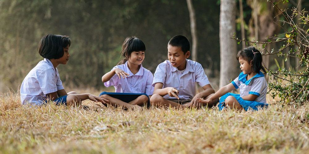 Mendorong Pemerataan Pendidikan di Indonesia melalui Platform Digital dengan Dukungan CSR dari Perusahaan