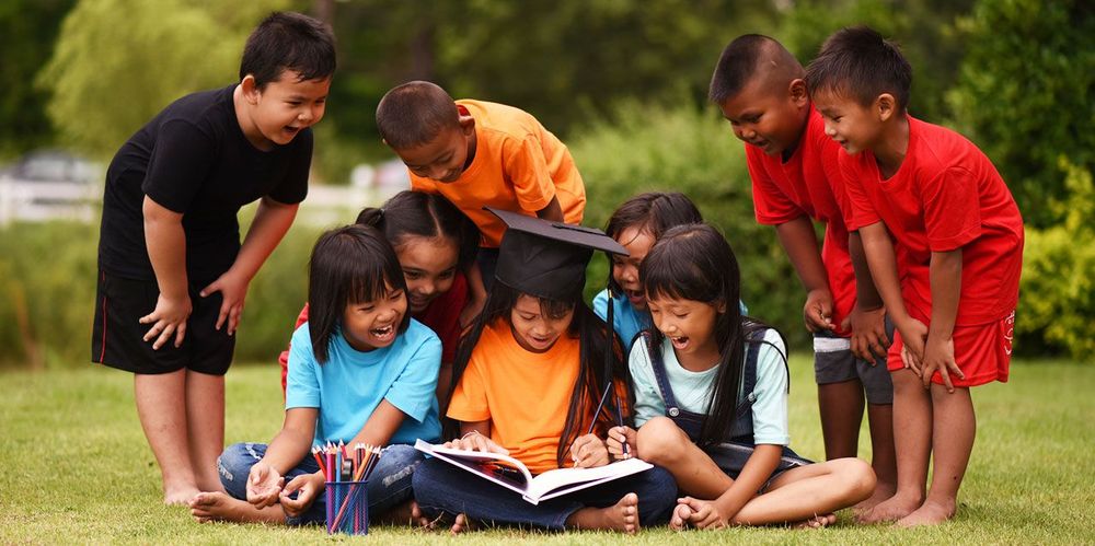 Strategi Mengajar Bahasa Inggris yang Menarik untuk Anak-anak SD dan SMP
