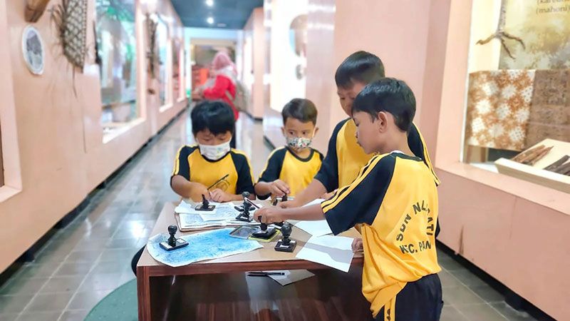 LIPI Cibinong Science Center - Wisata edukasi dengan kunjungan laboratorium dan eksperimen sains