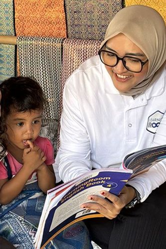 Analisis Dampak LearningRoom pada Pembelajaran Siswa di Kupang, Barito Kuala dan Lombok