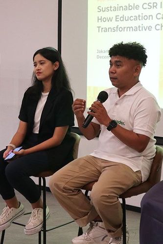 Dorong Kemitraan Tiga Sektor: LearningRoom Gaungkan Kampanye CSR Pendidikan Menuju Indonesia Emas 2045