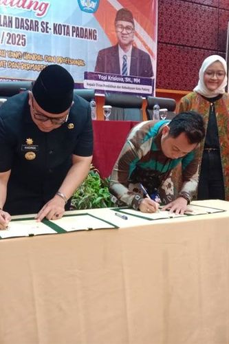 Pemkot Padang dan LearningRoom Bermitra untuk Tingkatkan Literasi Bahasa Inggris